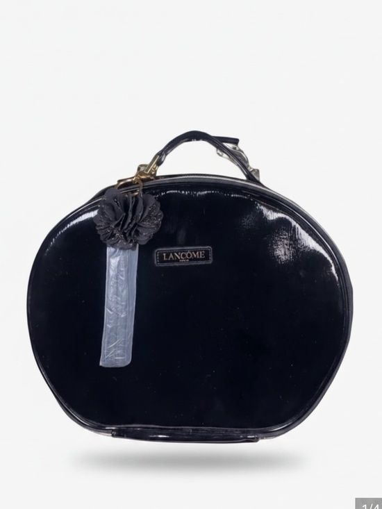 Lancome Handbags - 🎁 Lancôme NWOT XXL travel bag 💖